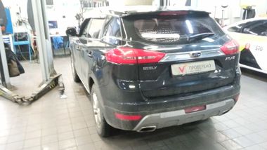 Geely Atlas 2018 года, 105 179 км - вид 4