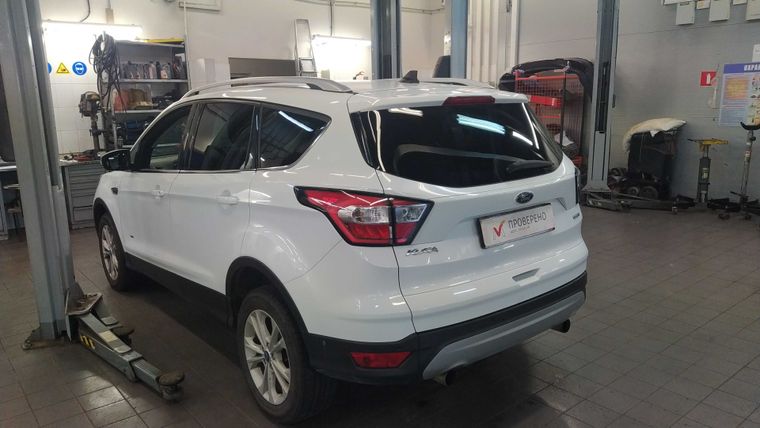 Ford Kuga 2018 года, 163 847 км - вид 4