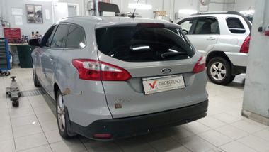 Ford Focus 2012 года, 277 000 км - вид 4