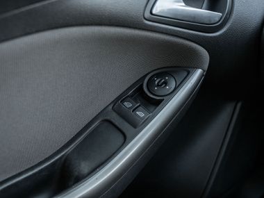 Ford Focus 2012 года, 277 000 км - вид 9