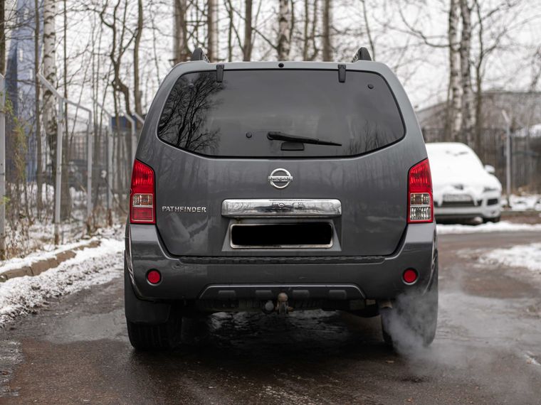 Nissan Pathfinder 2012 года, 200 000 км - вид 3