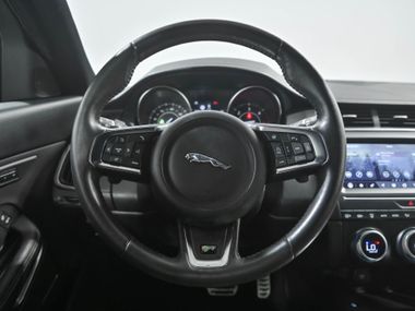 Jaguar E-Pace 2019 года, 38 241 км - вид 9