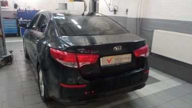 KIA Rio 2015 года, 222 612 км - вид 4