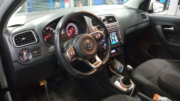 Volkswagen Polo 2019 года, 102 000 км - вид 5