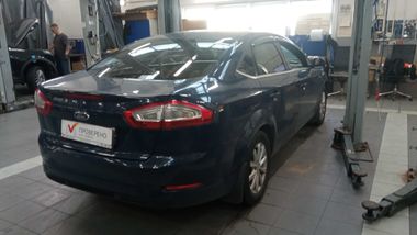 Ford Mondeo 2011 года, 140 000 км - вид 3