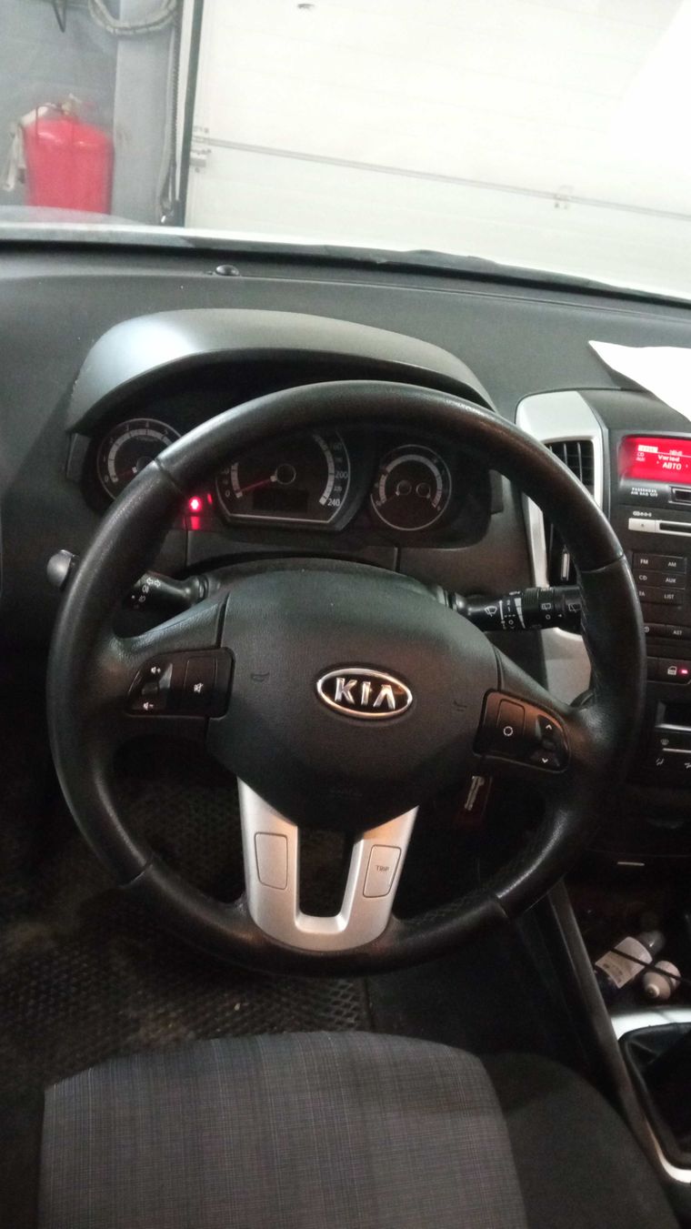 KIA Ceed 2012 года, 162 380 км - вид 6