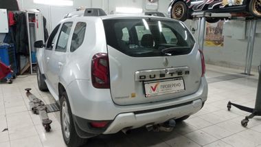 Renault Duster 2016 года, 256 428 км - вид 4