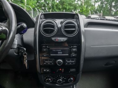 Renault Duster 2016 года, 256 428 км - вид 7