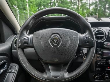 Renault Duster 2016 года, 256 428 км - вид 6