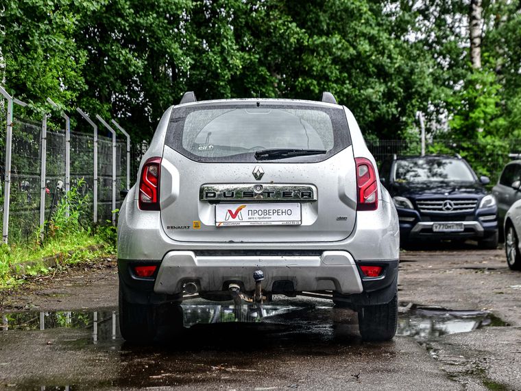 Renault Duster 2016 года, 256 428 км - вид 4