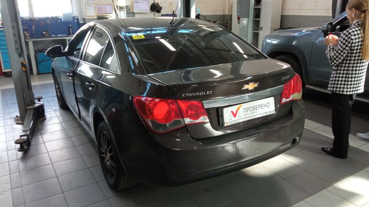 Chevrolet Cruze 2014 года, 548 991 км - вид 4