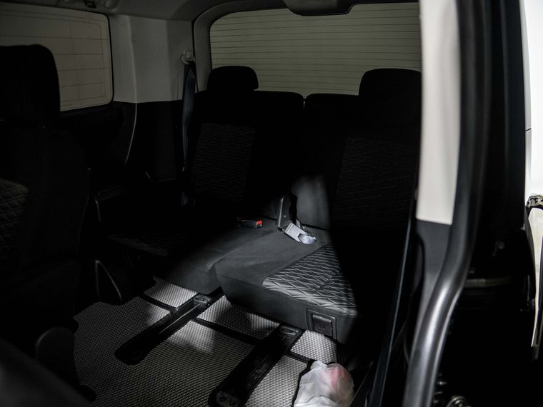 Mitsubishi Delica D5 2019 года, 124 566 км - вид 21