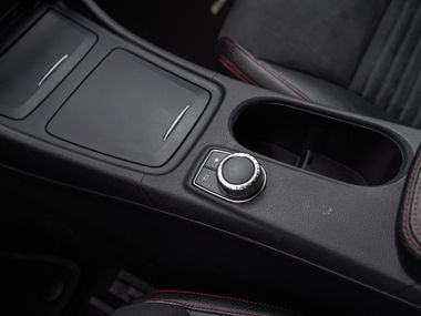 Mercedes-Benz CLA-класс 2015 года, 205 210 км - вид 9