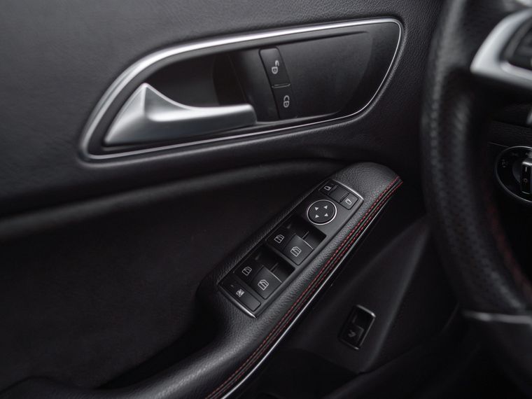 Mercedes-Benz CLA-класс 2015 года, 205 210 км - вид 10