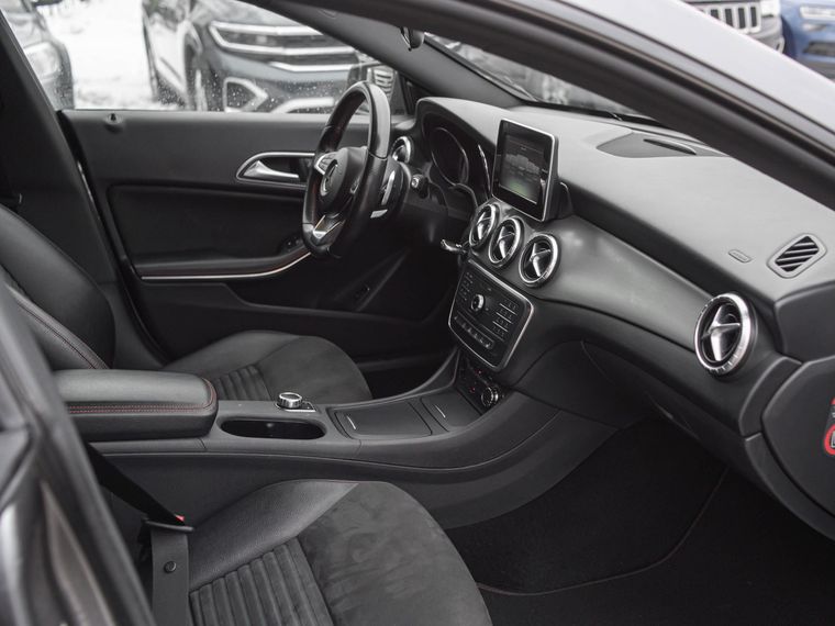 Mercedes-Benz CLA-класс 2015 года, 205 210 км - вид 13