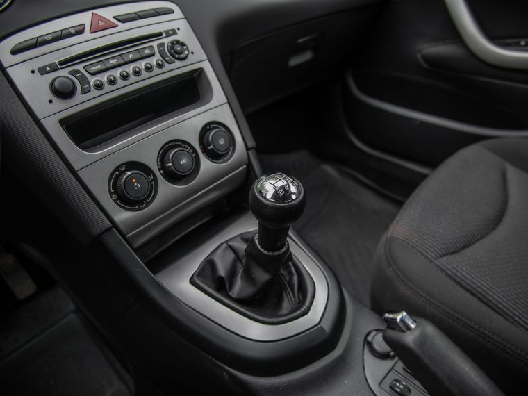 Peugeot 408 2012 года, 103 544 км - вид 9