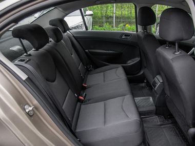 Peugeot 408 2012 года, 103 544 км - вид 11