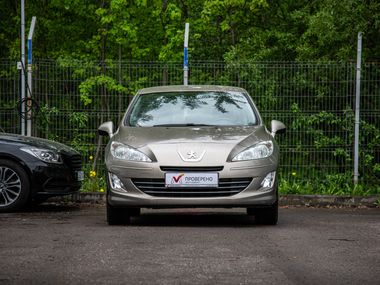 Peugeot 408 2012 года, 103 544 км - вид 3