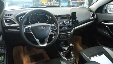 ВАЗ (LADA) Vesta 2019 года, 131 874 км - вид 5