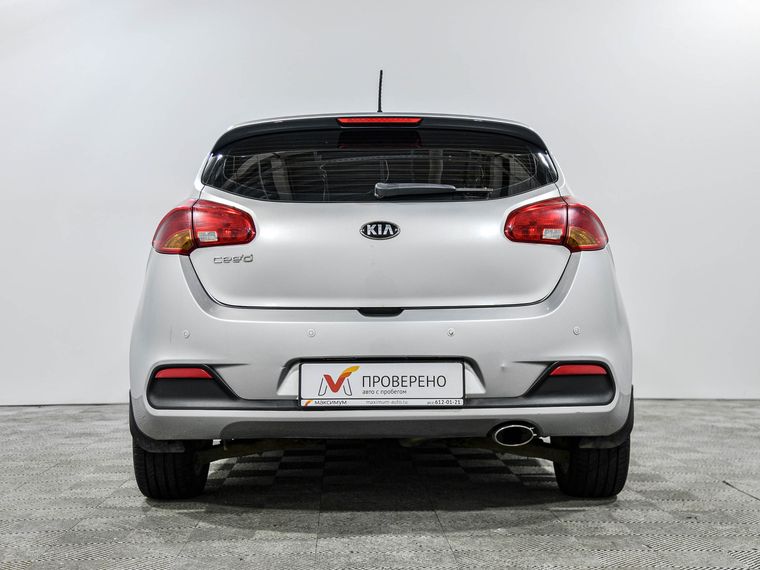 KIA Ceed 2013 года, 274 337 км - вид 5