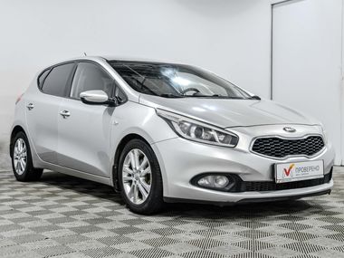 KIA Ceed 2013 года, 274 337 км - вид 3