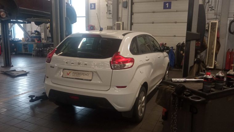 ВАЗ (LADA) XRAY 2017 года, 81 018 км - вид 3