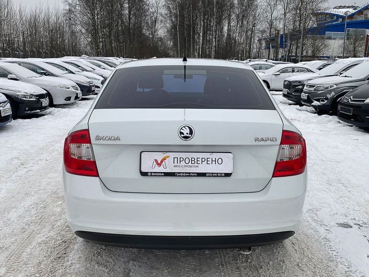 Skoda Rapid 2015 года, 134 191 км - вид 6