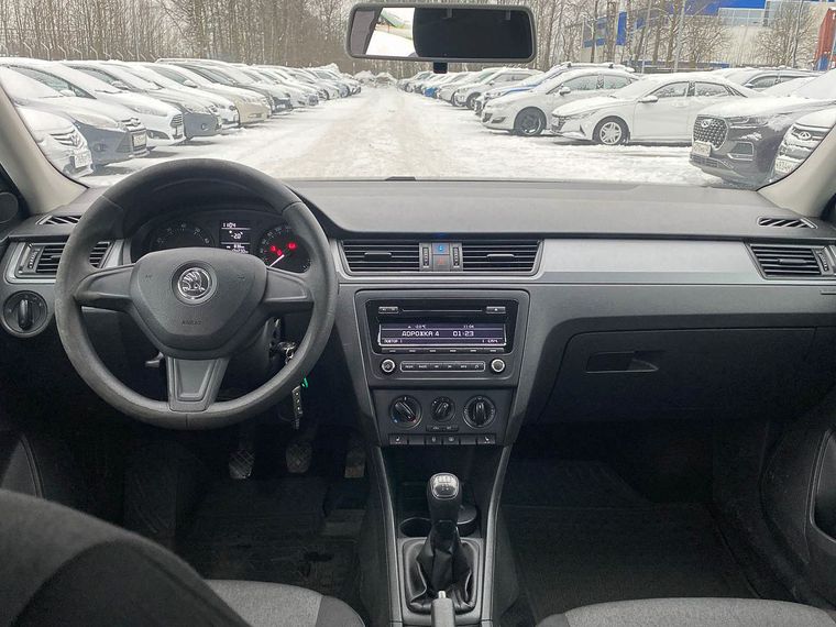 Skoda Rapid 2015 года, 134 191 км - вид 8