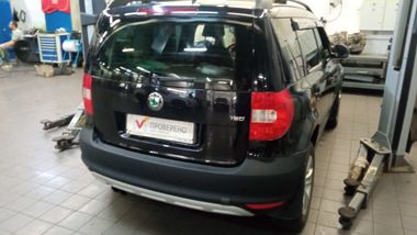 Skoda Yeti 2012 года, 150 000 км - вид 3