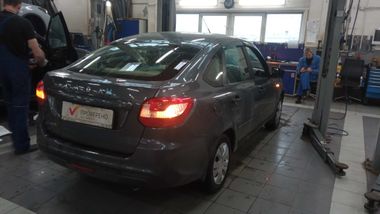 ВАЗ (LADA) Granta 2019 года, 74 720 км - вид 3