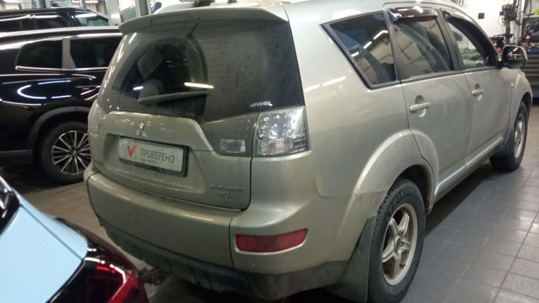 Mitsubishi Outlander 2008 года, 318 732 км - вид 3