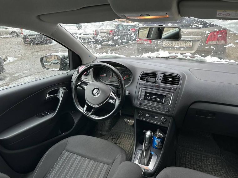 Volkswagen Polo 2015 года, 81 000 км - вид 5