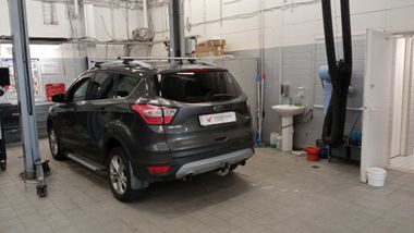 Ford Kuga 2017 года, 164 270 км - вид 4