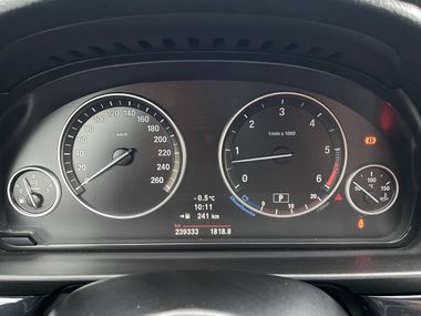 BMW 5 серия 2011 года, 239 327 км - вид 7