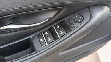 BMW 5 серия 2011 года, 239 327 км - вид 13