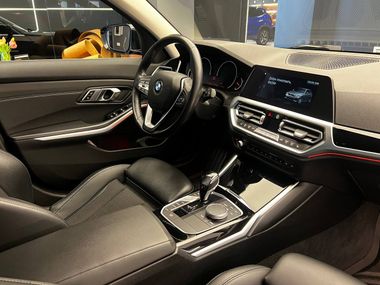 BMW 3 серия 2020 года, 169 500 км - вид 25