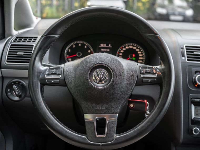 Volkswagen Touran 2010 года, 197 065 км - вид 7
