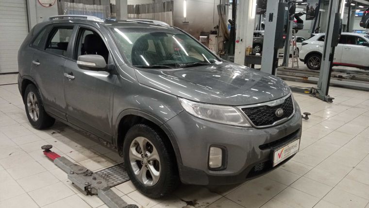 KIA Sorento 2014 года, 179 000 км - вид 3