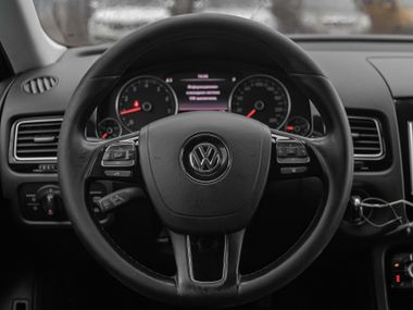 Volkswagen Touareg 2010 года, 205 380 км - вид 7
