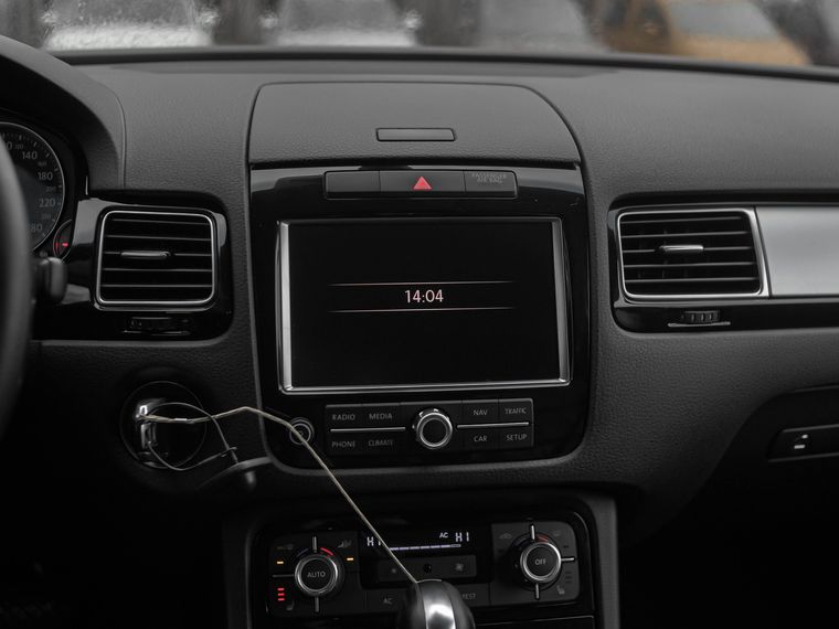 Volkswagen Touareg 2010 года, 205 380 км - вид 8