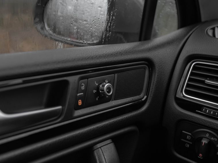 Volkswagen Touareg 2010 года, 205 380 км - вид 11