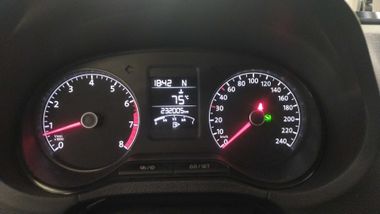 Volkswagen Polo 2015 года, 231 824 км - вид 10