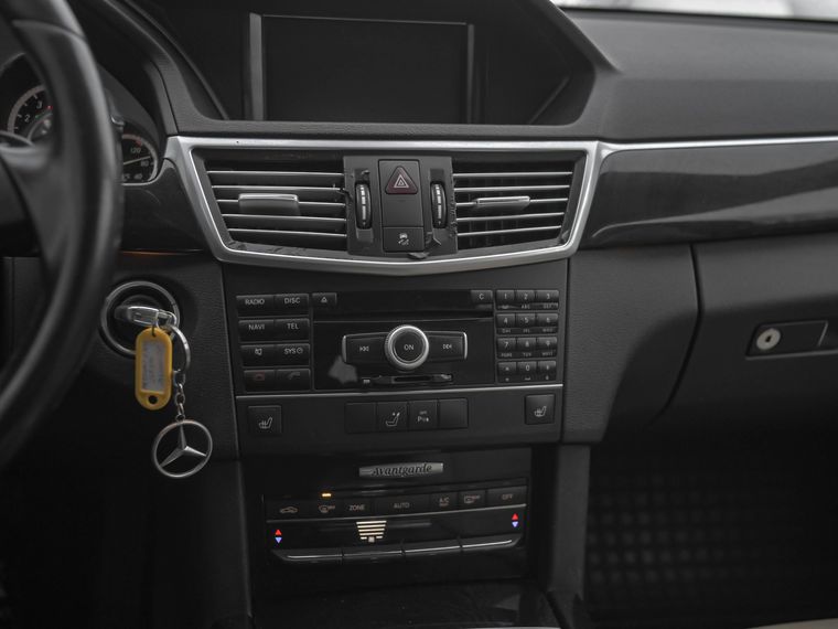 Mercedes-Benz E-класс 2010 года, 230 000 км - вид 9