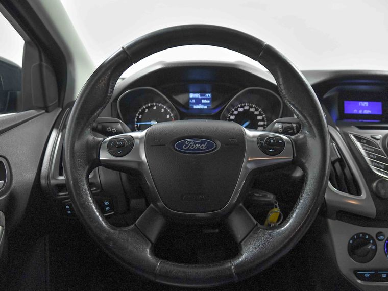 Ford Focus 2012 года, 160 695 км - вид 8