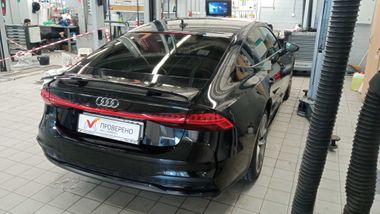 Audi A7 2018 года, 42 843 км - вид 3