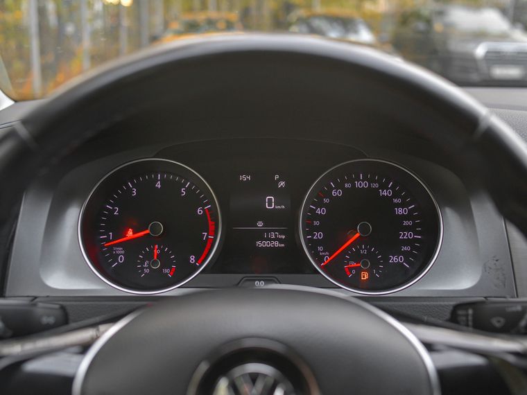 Volkswagen Golf 2013 года, 150 027 км - вид 5