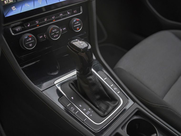 Volkswagen Golf 2013 года, 150 027 км - вид 8