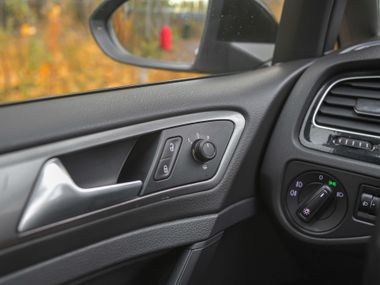 Volkswagen Golf 2013 года, 150 027 км - вид 10