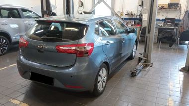 Kia Rio 2014 года, 137 000 км - вид 3