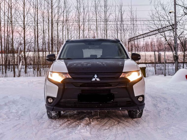 Mitsubishi Outlander 2016 года, 167 000 км - вид 3